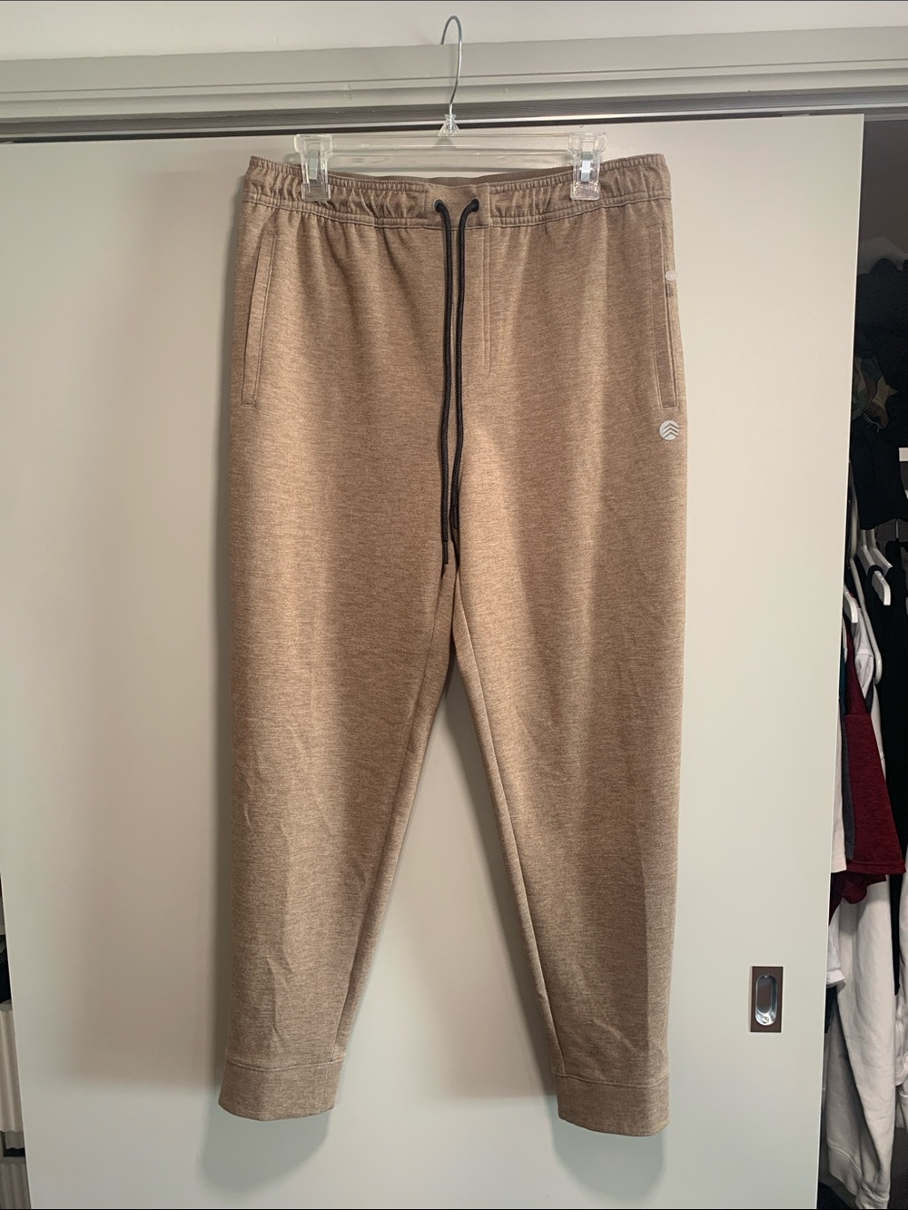 Solaris Men's Drawstring Joggers in Camel Brown size Large NWOT